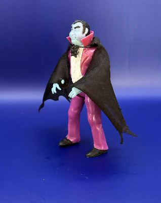 Kenner The Real Ghostbusters Dracula Monster 1989 Vintage with Cape